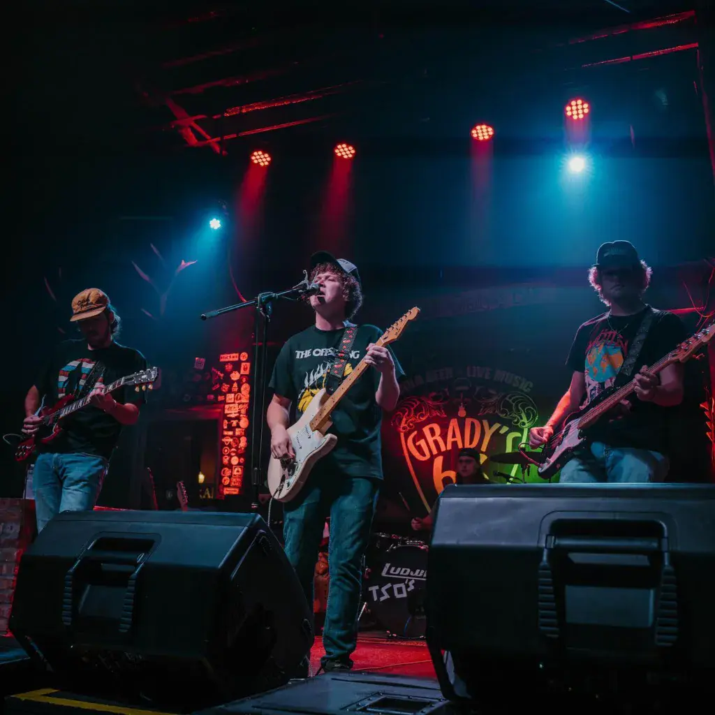 The Smokin’ Oaks